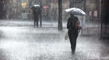 نشرة إنذارية حمراء.. مناطق مغربية تواجه عواصف ثلجية وأمطاراً غزيرة ورياحاً قوية